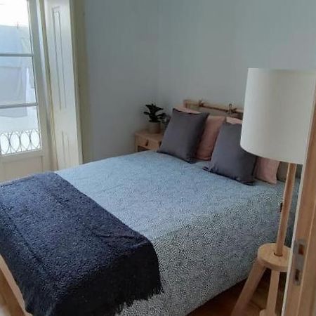 Quarto Com Varanda Na Rua Dos Douradores Lisboa Exteriör bild